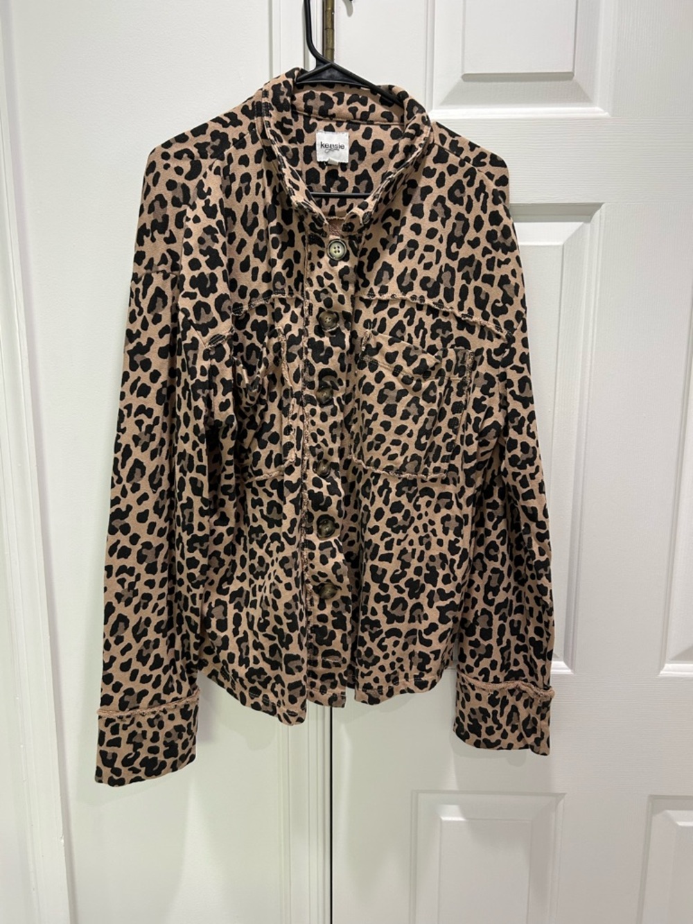 Kensie Leopard Print Shirt Jacket in Tan & Black